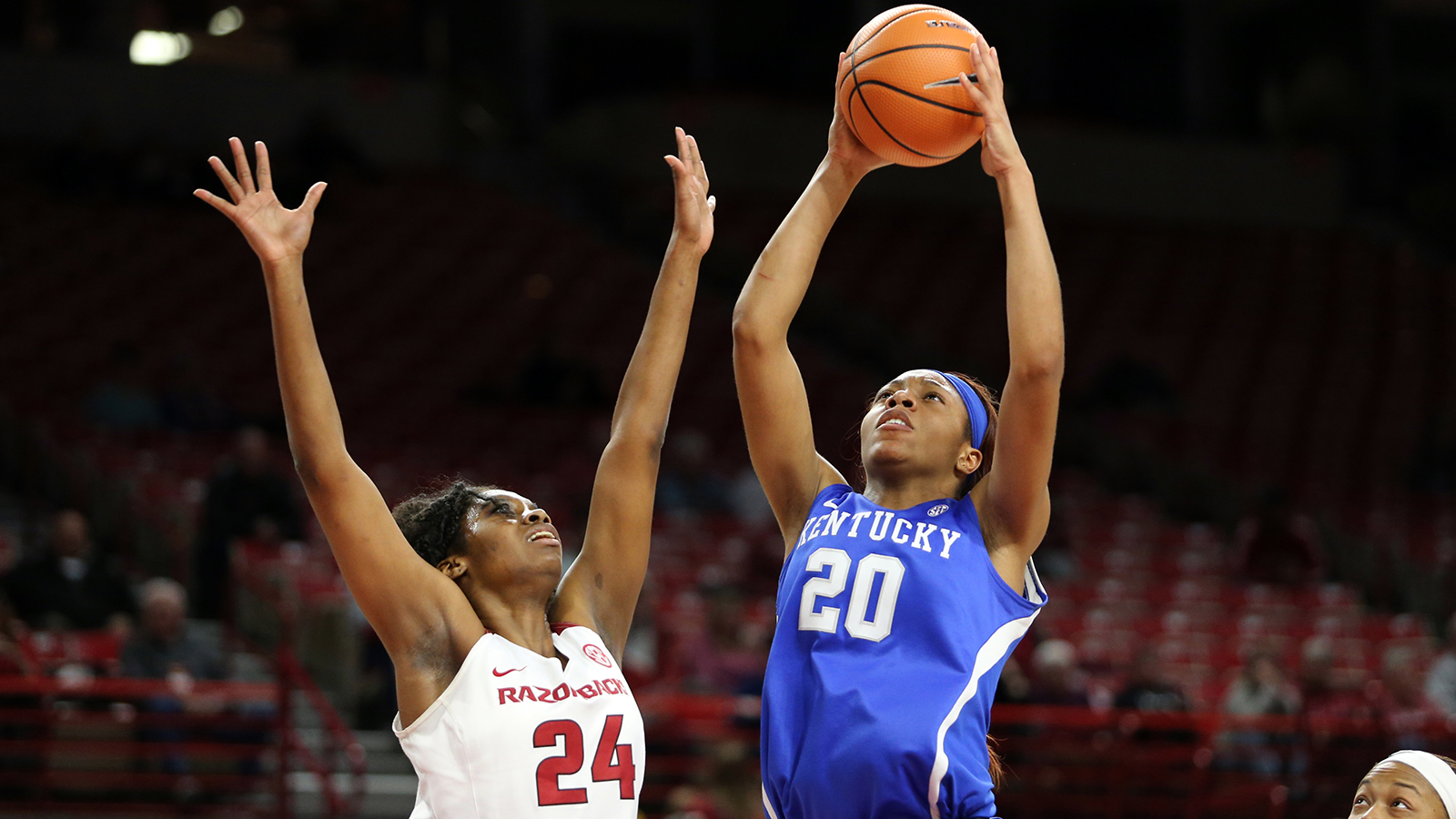 Harrison’s Career High Leads Kentucky Past Arkansas