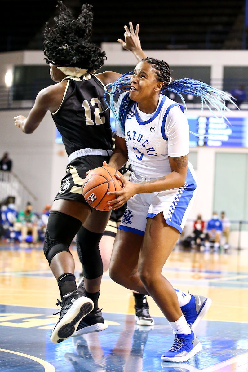 Keke McKinney. 

Kentucky beats Worfford 98-37.

Photo by Eddie Justice | UK Athletics
