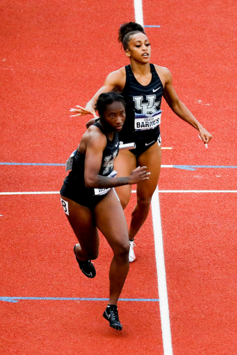 Dajour Miles. Celera Barnes.

Day 2. 2021 NCAA Track and Field Championships.

Photo by Chet White | UK Athletics