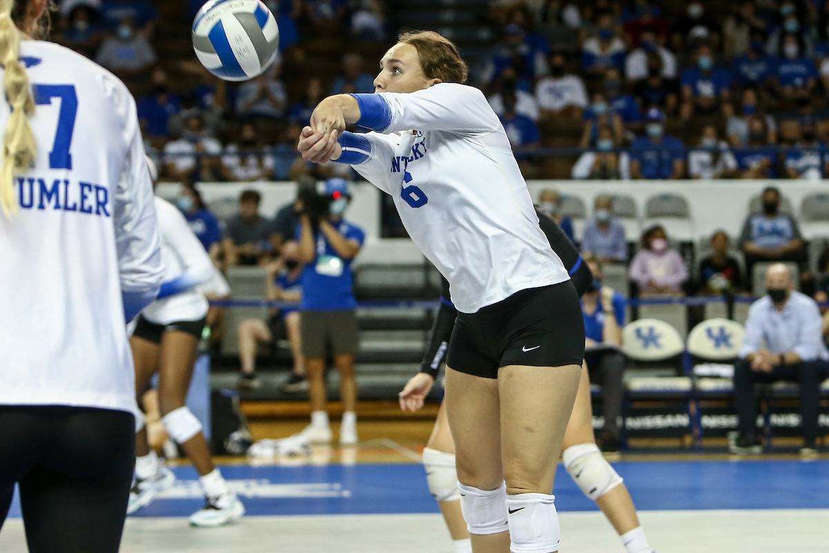 Eleanor Beavin.

Kentucky beats USC 3 - 0.

Photo by Sarah Caputi | UK Athletics