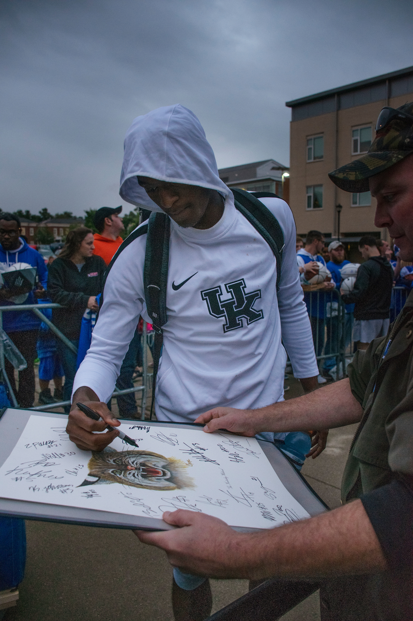 Madness campout. 180927.

Photo by Meghan Baumhardt | UK Athletics