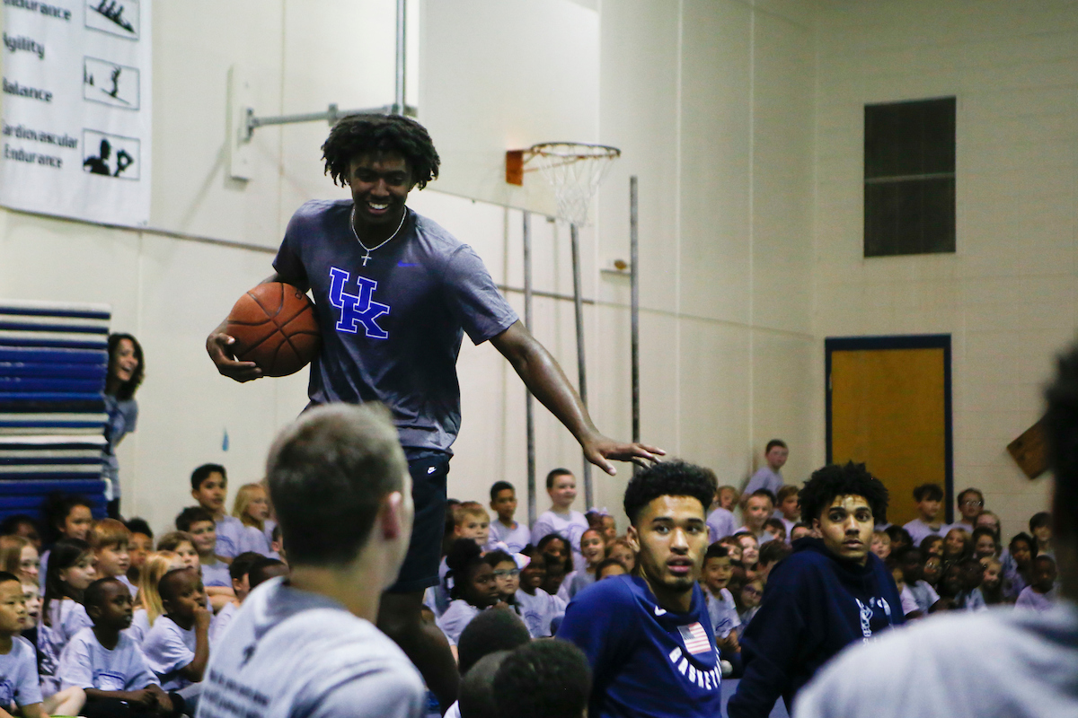 Tyrese Maxey, Johnny Juzang, Dontaie Allen

Men's Basketball team delivers food to God’s Pantry at Picadome Elementary. 

Photo by Hannah Phillips | UK Athletics