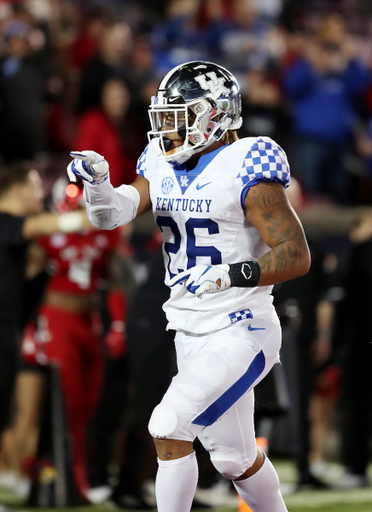 Benny Snell

UK football beats Louisville 56-10 at Cardinal Stadium. 

Photo by Britney Howard  | UK Athletics