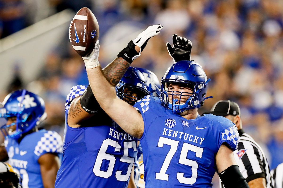 Eli Cox. Darian Kinnard. Kentucky beat Missouri 35-28.Photos by Chet White | UK Athletics