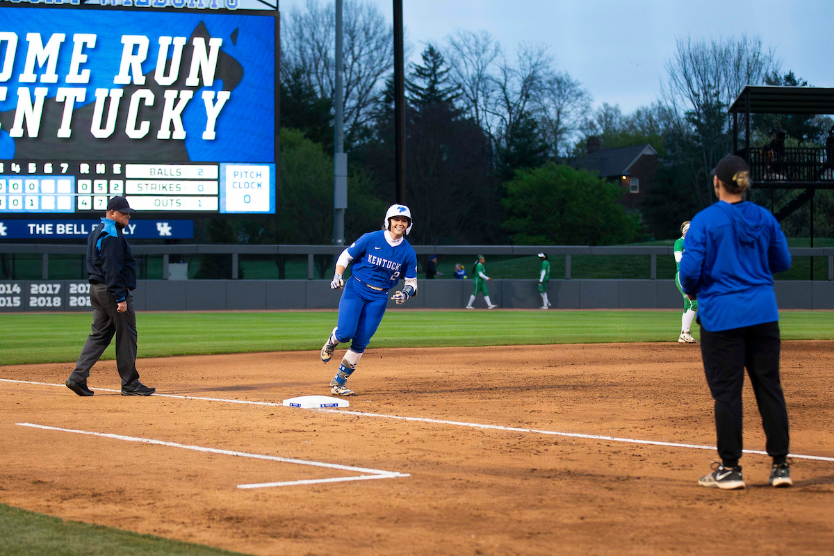 Kentucky-Marshall Softball Photo Gallery