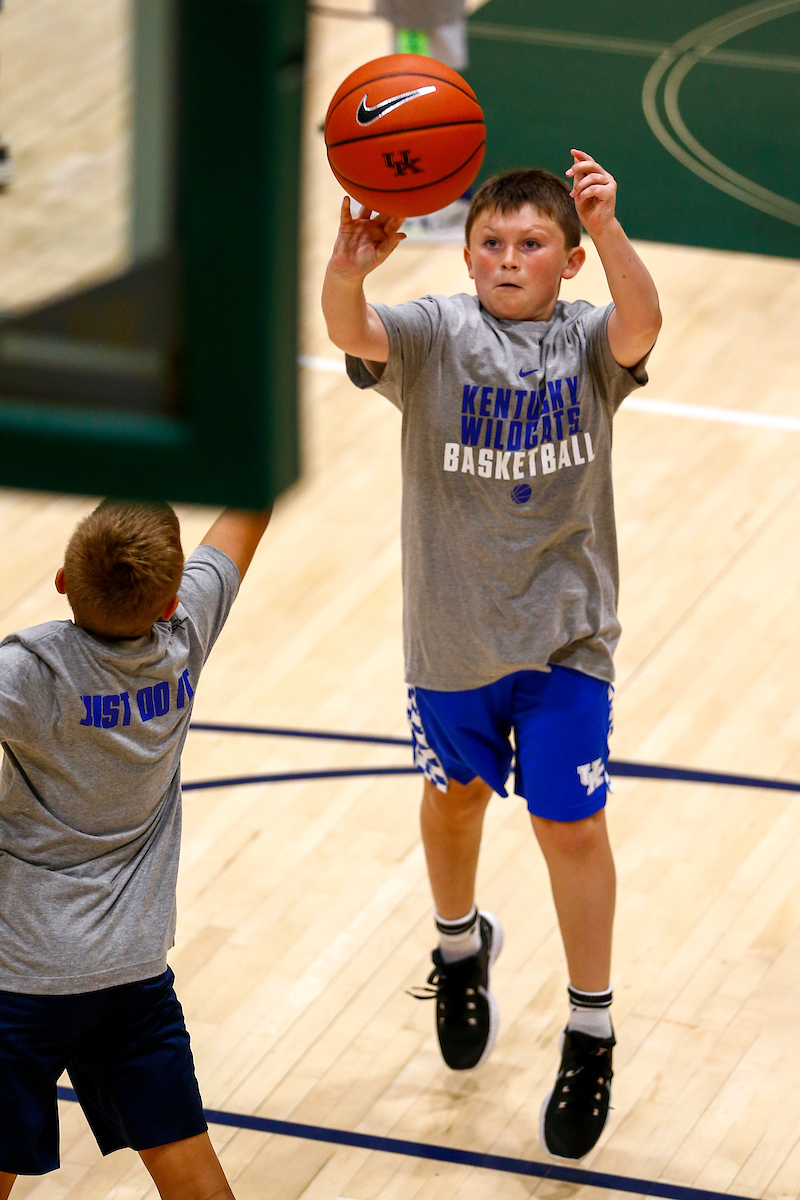 Kentucky men's basketball camp at South Oldham High School in Crestwood, Kentucky.

Photo By Barry Westerman | UK Athletics