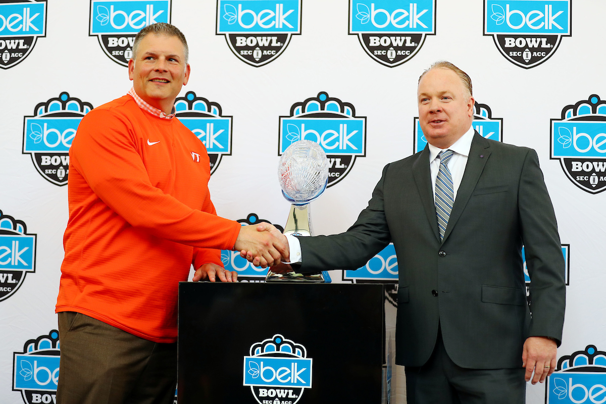 Mark Stoops
Belk Bowl Media Day

Photo by Britney Howard | Staff