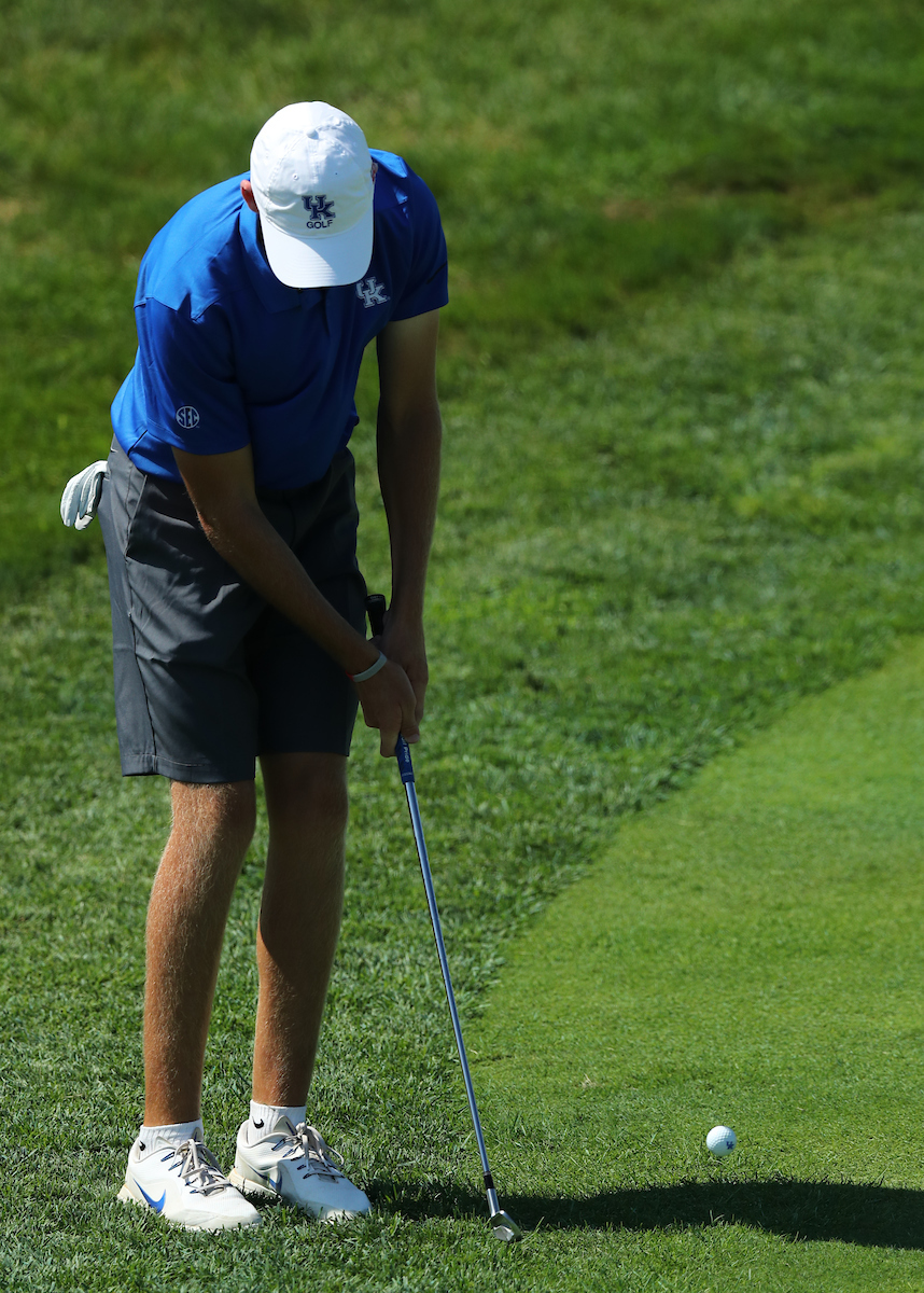 JACOB COOK.

Day one of the Louisville Cardinal Challenge.


Photo by Elliott Hess | UK Athletics