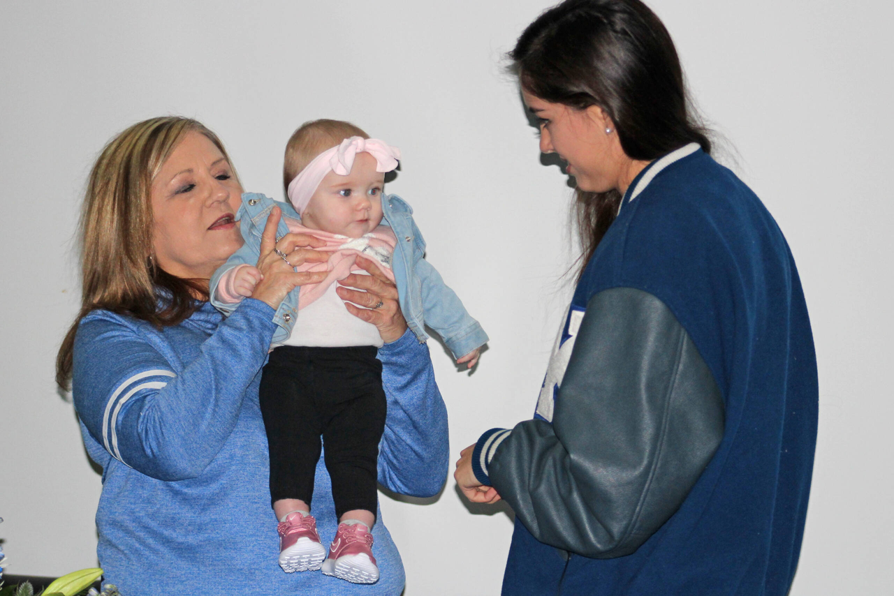 Maci Morris returned to Bell County to meet some of her biggest fans on Wednesday, Feb. 13. 