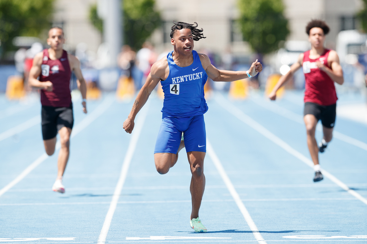 Rodney Heath Jr.

Day two of the Kentucky Invitational.

Elliott Hess | UK Athletics