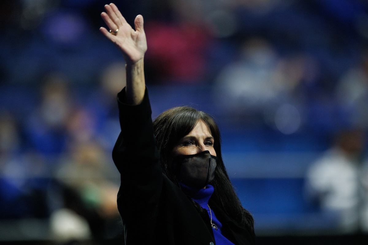COACH LEAH LITTLE.

Kentucky beats Ball State, 196.525-194.750.

Photo by Elliott Hess | UK Athletics