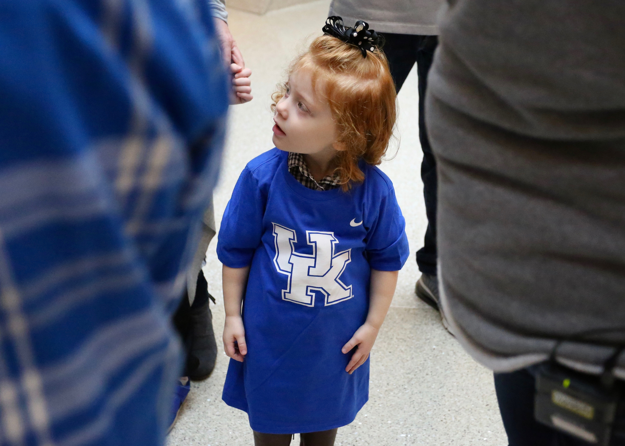 Sarah Howard and her family are presented with a vacation trip to the 2019 VRBO Citrus Bowl to cheer on the Kentucky Wildcats.

Photo by Noah J. Richter | UK Athletics