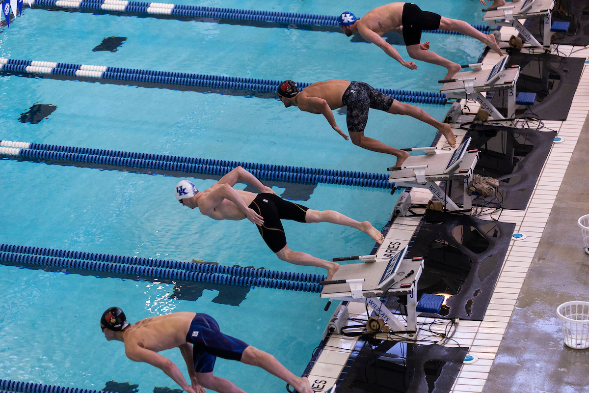 Kentucky Women's Swim/Dive beats Louisville
Kentucky Men's Swim/Dive fall to Louisville.

Photo by Sarah Caputi ?UK Athletics