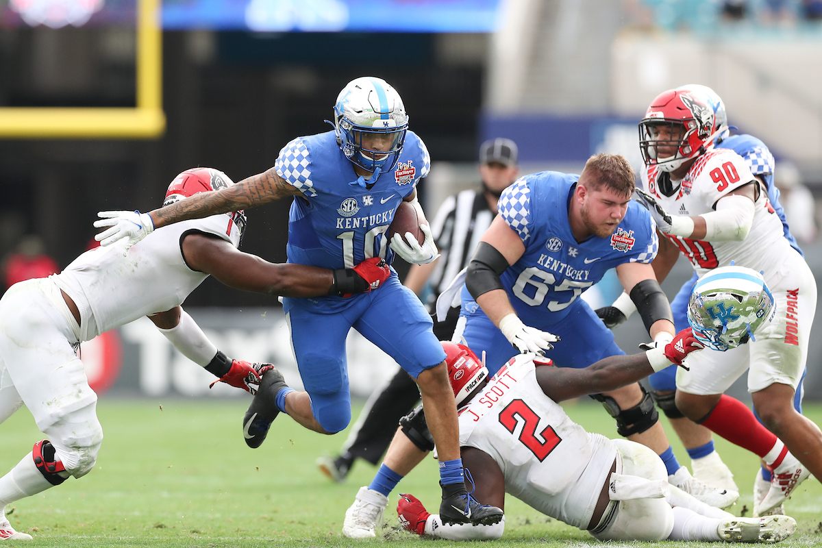 ASIM ROSE.

Kentucky beats NC State, 23-21, to win the TaxSlayer Gator Bowl.

Photo by Elliott Hess | UK Athletics