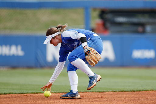 EMMY BLANE.

Kentucky sweeps South Carolina on Senior Day, 6-3, 3-2.

Photo by Elliott Hess | UK Athletics