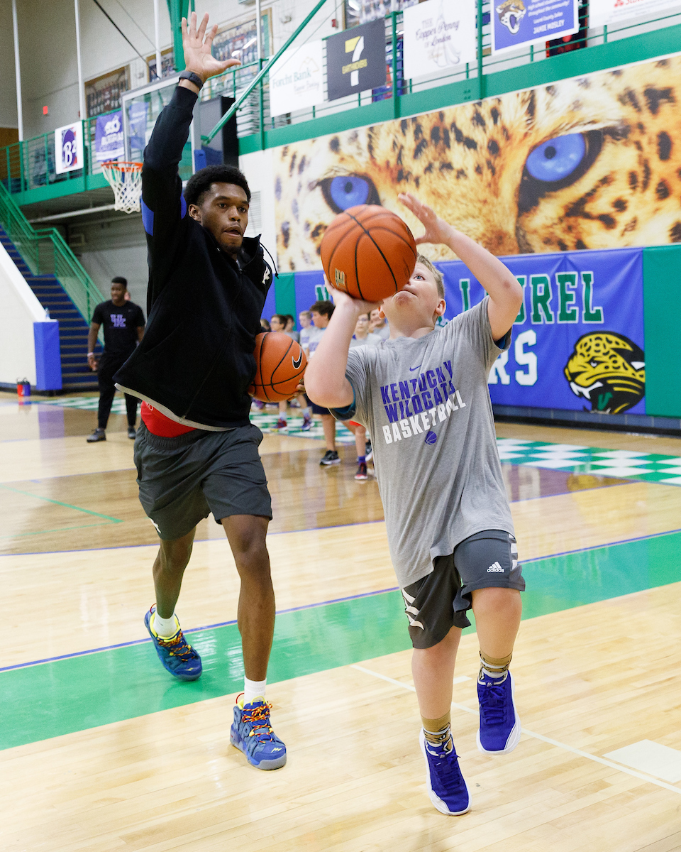 Keion Brooks Jr.

Men’s basketball camp at North Laurel High School in London, Kentucky.

Photo by Elliott Hess | UK Athletics