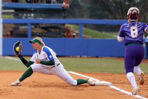 Erin Rethlake
The University of Kentucky softball team beat LSU 4-1 on Saturday, March 17, 2018 at John Cropp Stadium. 

Photo by Britney Howard | UK Athletics