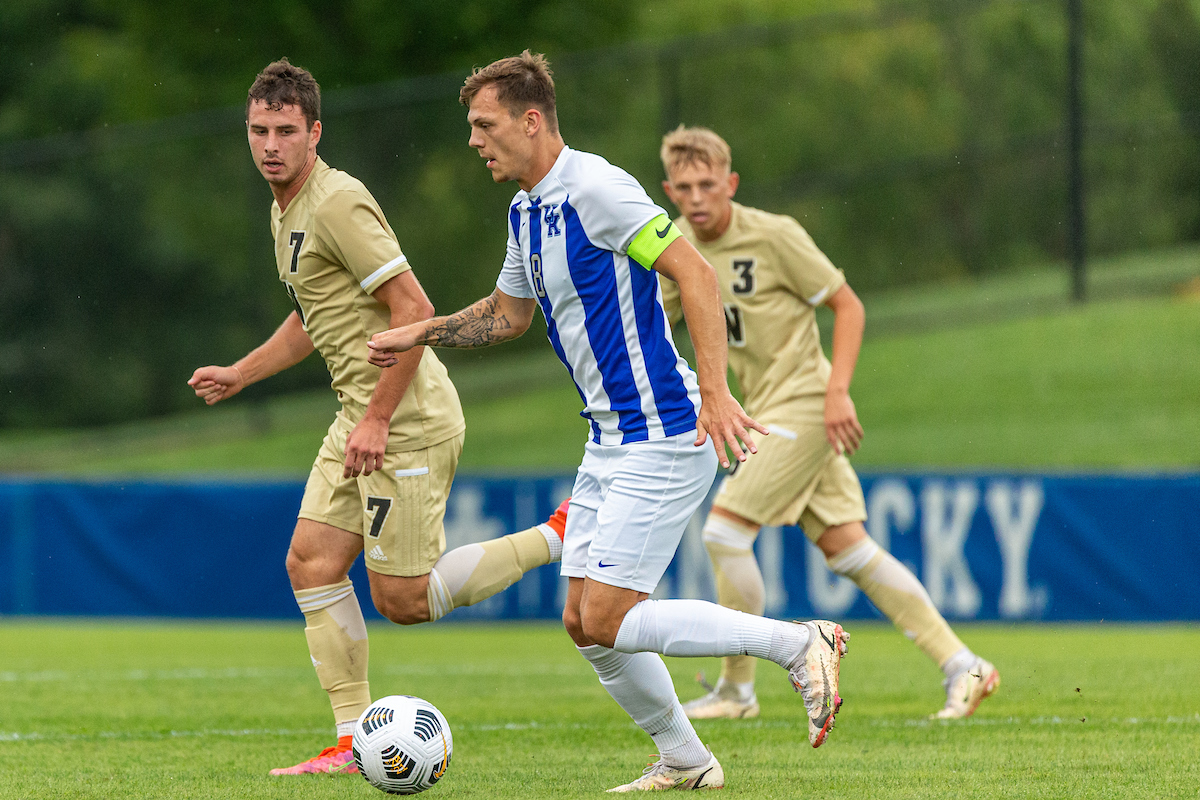 Kentucky defeats Western Michigan 1-0.

Photo by Hani Abu Taha | UK Athletics
