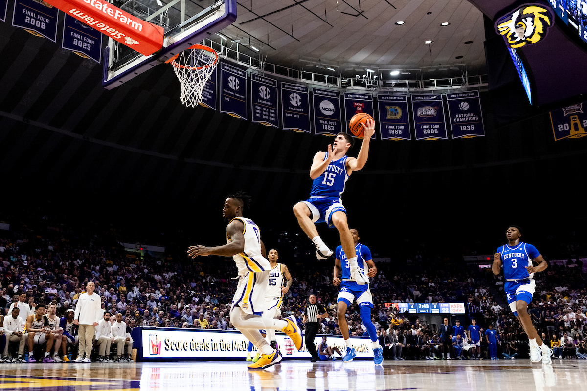 2022-23 Kentucky Men's and Women's Basketball Posters Unveiled