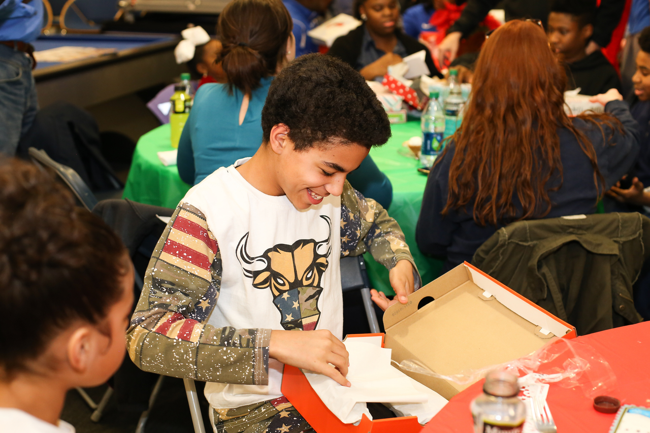 A Kentucky Christmas.

Photo by Maddie Baker | UK Athletics