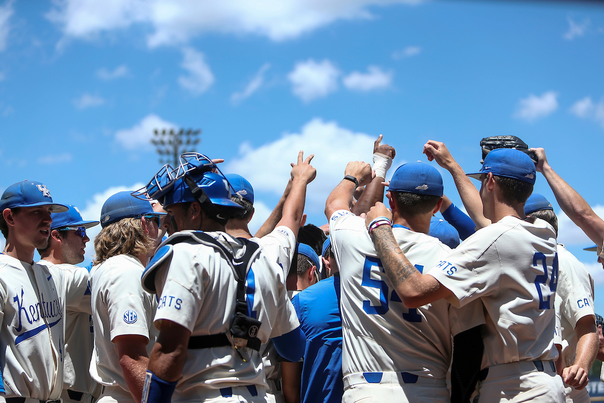 Team.Kentucky defeats LSU 7-2.Photo by Sarah Caputi | UK Athletics