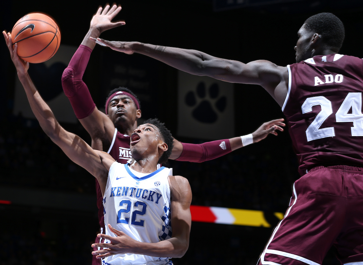 Shai Gilgeous-Alexander

The University of Kentucky men's basketball team defeats Mississippi State 78-65 on Tuesday, January 23, 2017, in Lexington's Rupp Arena.


Photo By Barry Westerman | UK Athletics