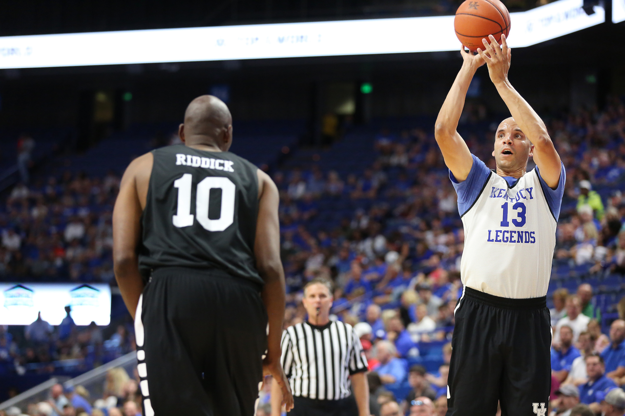 Former Kentucky men's basketball players across a number of decades came back to Rupp Arena for the 2017 UK Alumni Charity Series. 