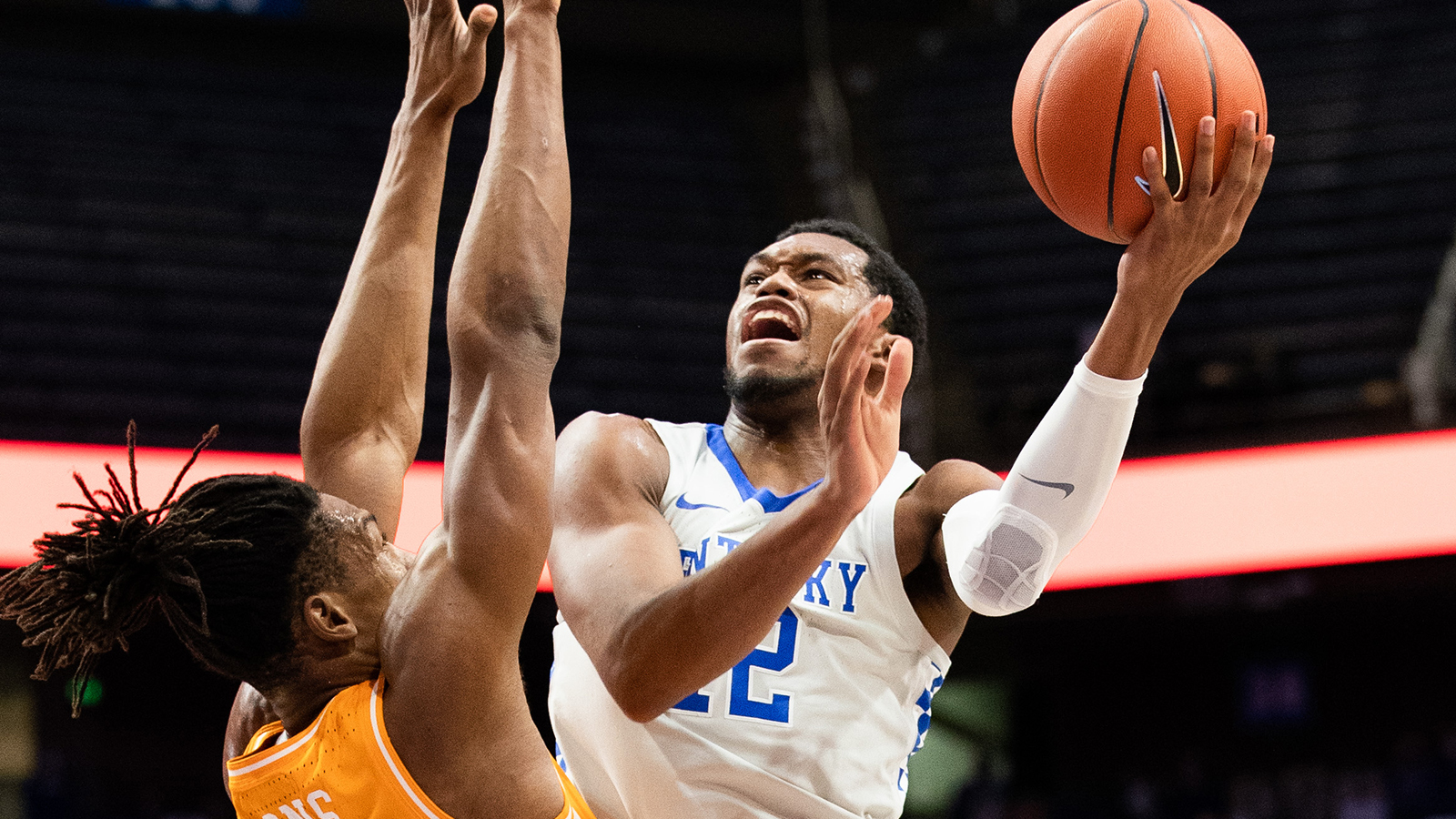 Kentucky Falls to No. 11 Tennessee