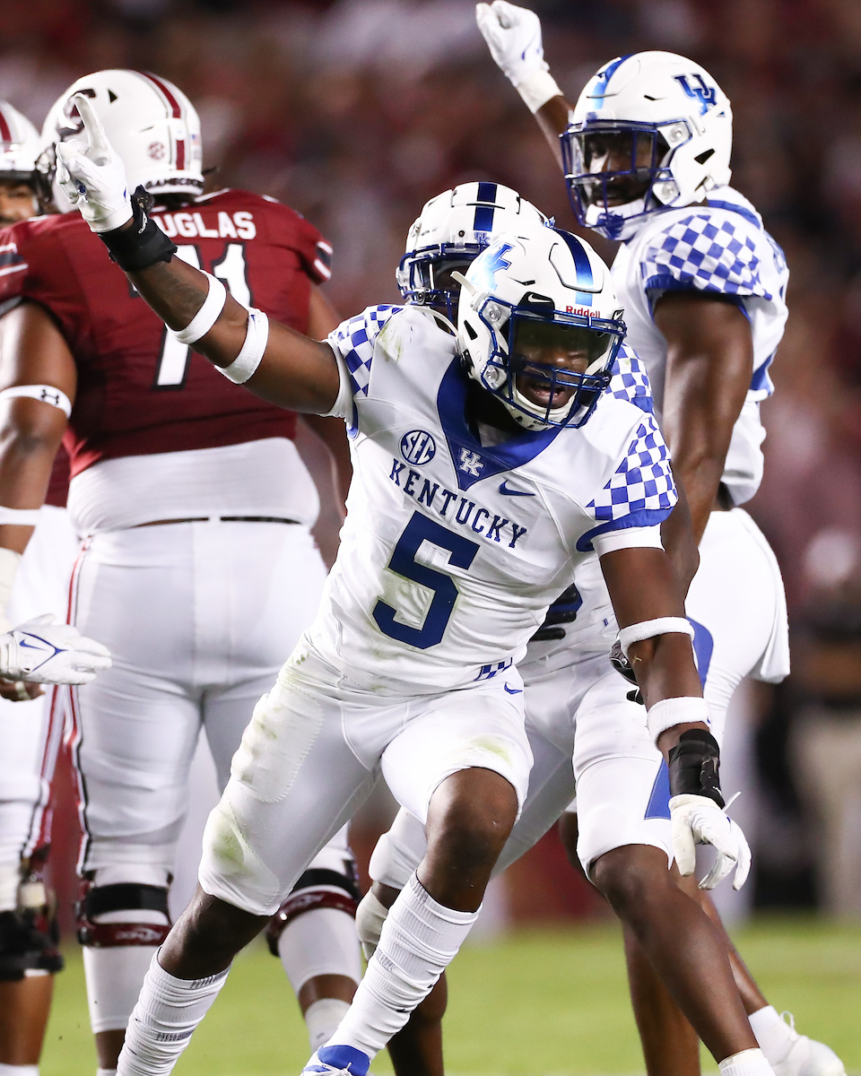 Deandre Square.Kentucky beats South Carolina, 16-10.Photo by Elliott Hess | UK Athletics