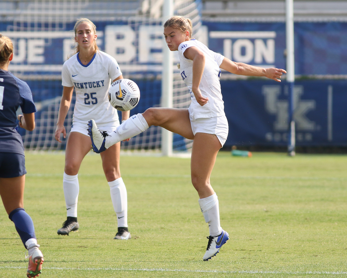 Julia Grosso.

Kentucky beat Murray State 3-2.

Photo by Tommy Quarles | UK Athletics