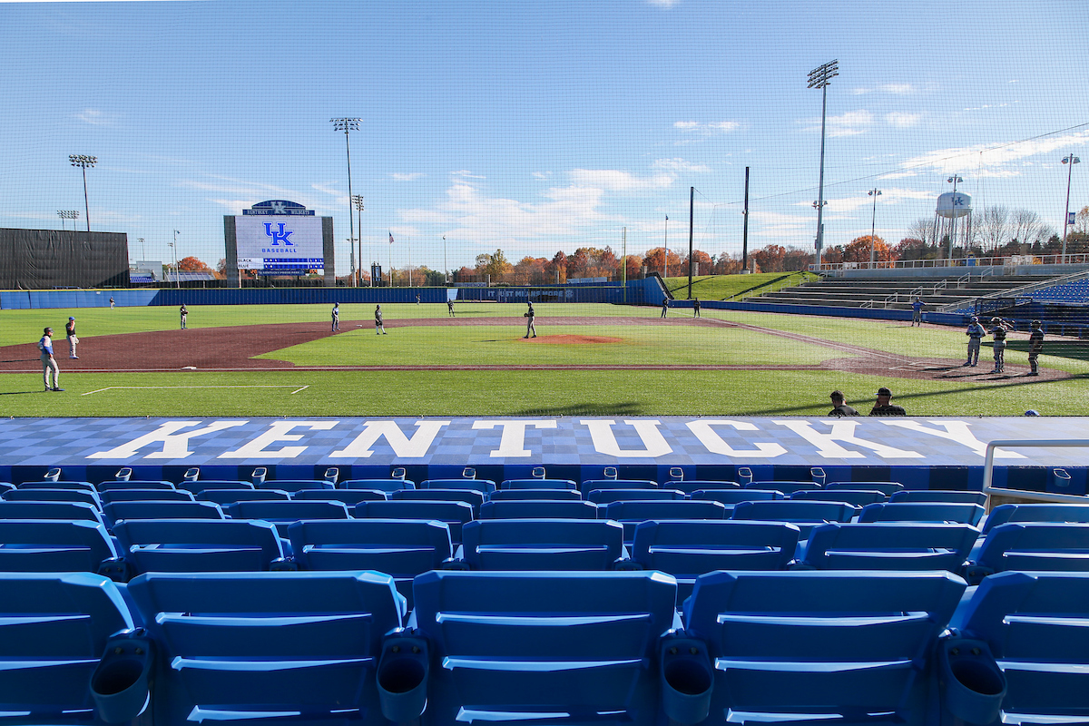 Fall Ball

2020 Fall Ball

Photo by Grant Lee | UK Athletics