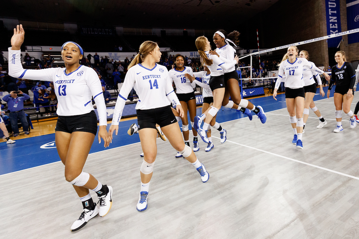 Team. Leah Edmond.

Kentucky beat Ole Miss 3-0.


Photo by Elliott Hess | UK Athletics