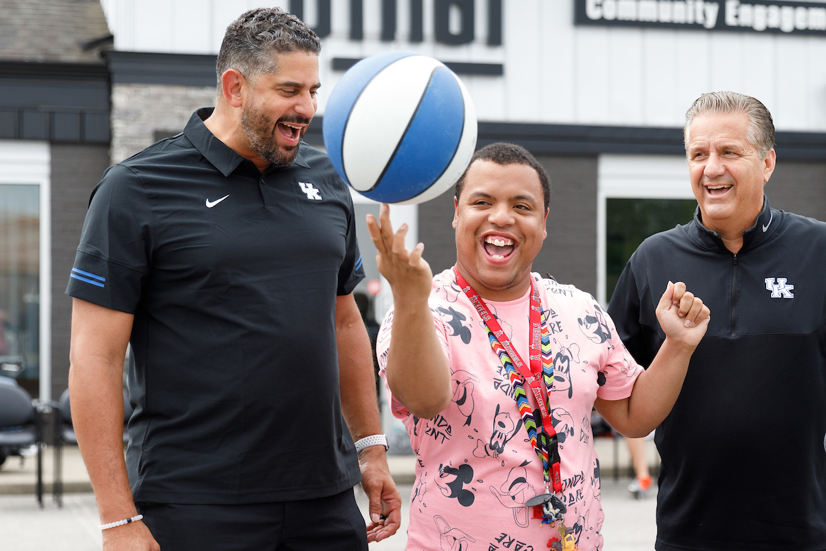 Coach John Calipari. Orlando Antigua.

Some of the Kentucky men's basketball team visited the Pillar Community Engagement Center on Tuesday in Crestwood, Kentucky.

Photo by Elliott Hess | UK Athletics