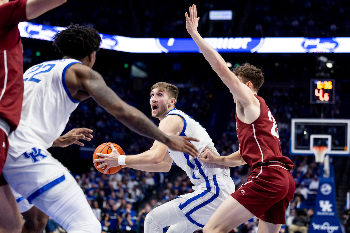 Kentucky-Colgate Men's Basketball Photo Gallery