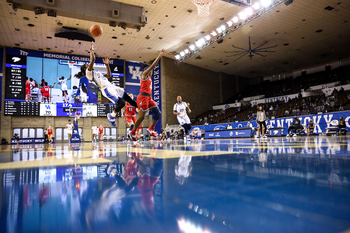 Chasity Patterson. 

Kentucky beats Samford 88-54.

Photo by Eddie Justice | UK Athletics