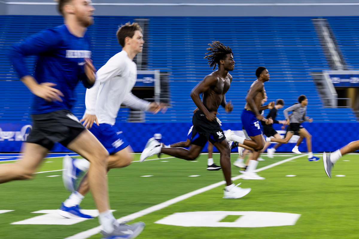 Men's Basketball Conditioning Photo Gallery