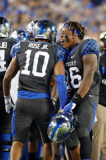 Asim A.J. Rose. Benny Snell.

Kentucky beats South Carolina 24-10.

Photo by Chet White | UK Athletics