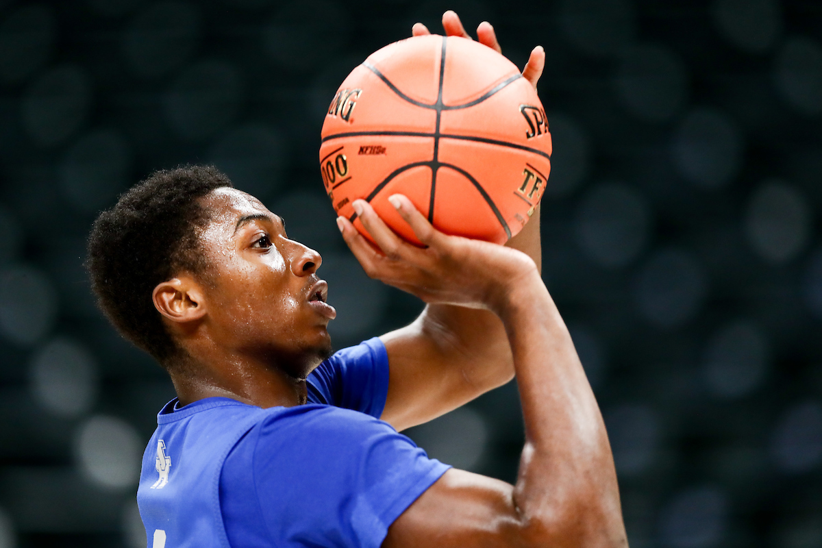 Ashton Hagans.

Bankers Life Fieldhouse practice.


Photo by Elliott Hess | UK Athletics