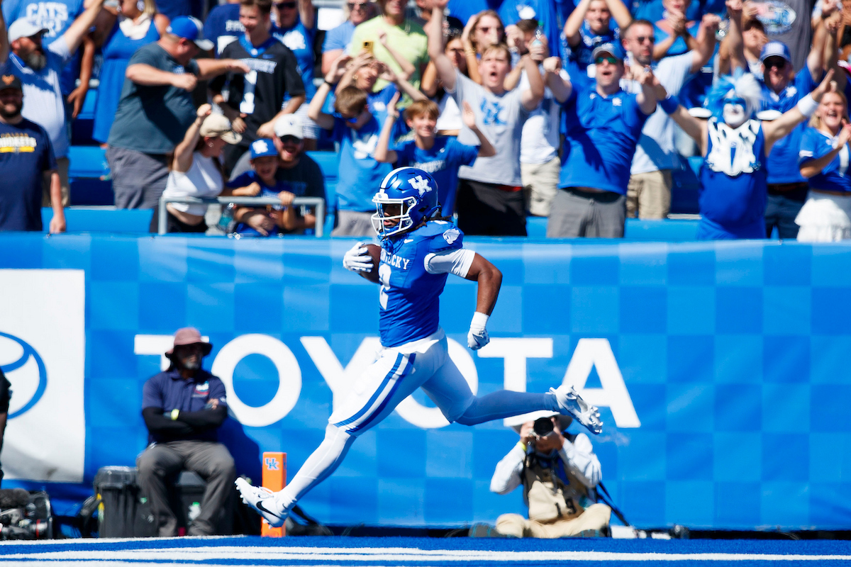 UK Sports Network Coverage of Kentucky Football vs Eastern Michigan