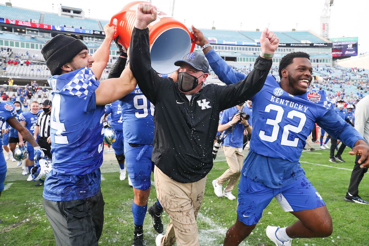 COACH MARK STOOPS.

Kentucky beats NC State, 23-21, to win the TaxSlayer Gator Bowl.

Photo by Elliott Hess | UK Athletics