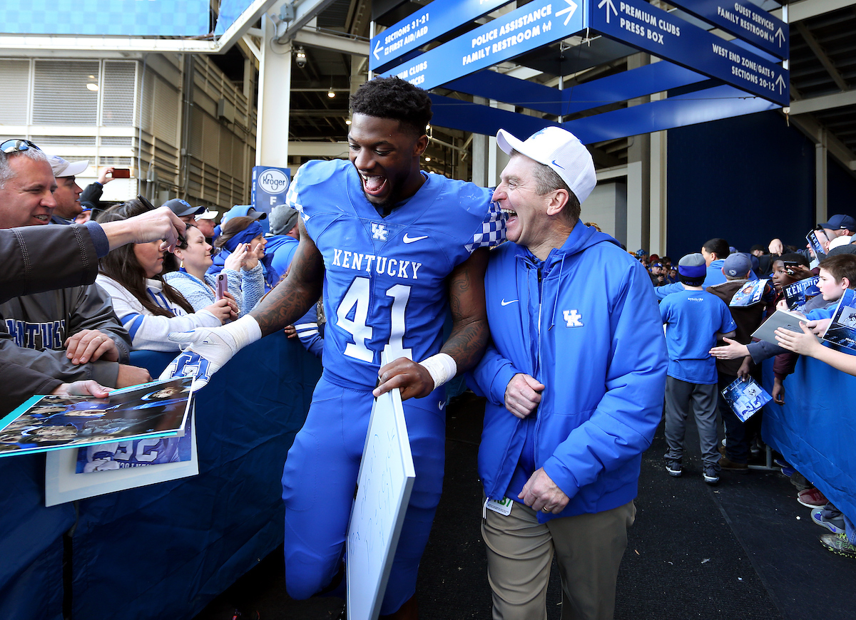 Josh Allen, Jim Madaleno


UK Football beats MTSU 34-23 on Senior Day at Kroger Field. 

Photo by Britney Howard | UK Athletics