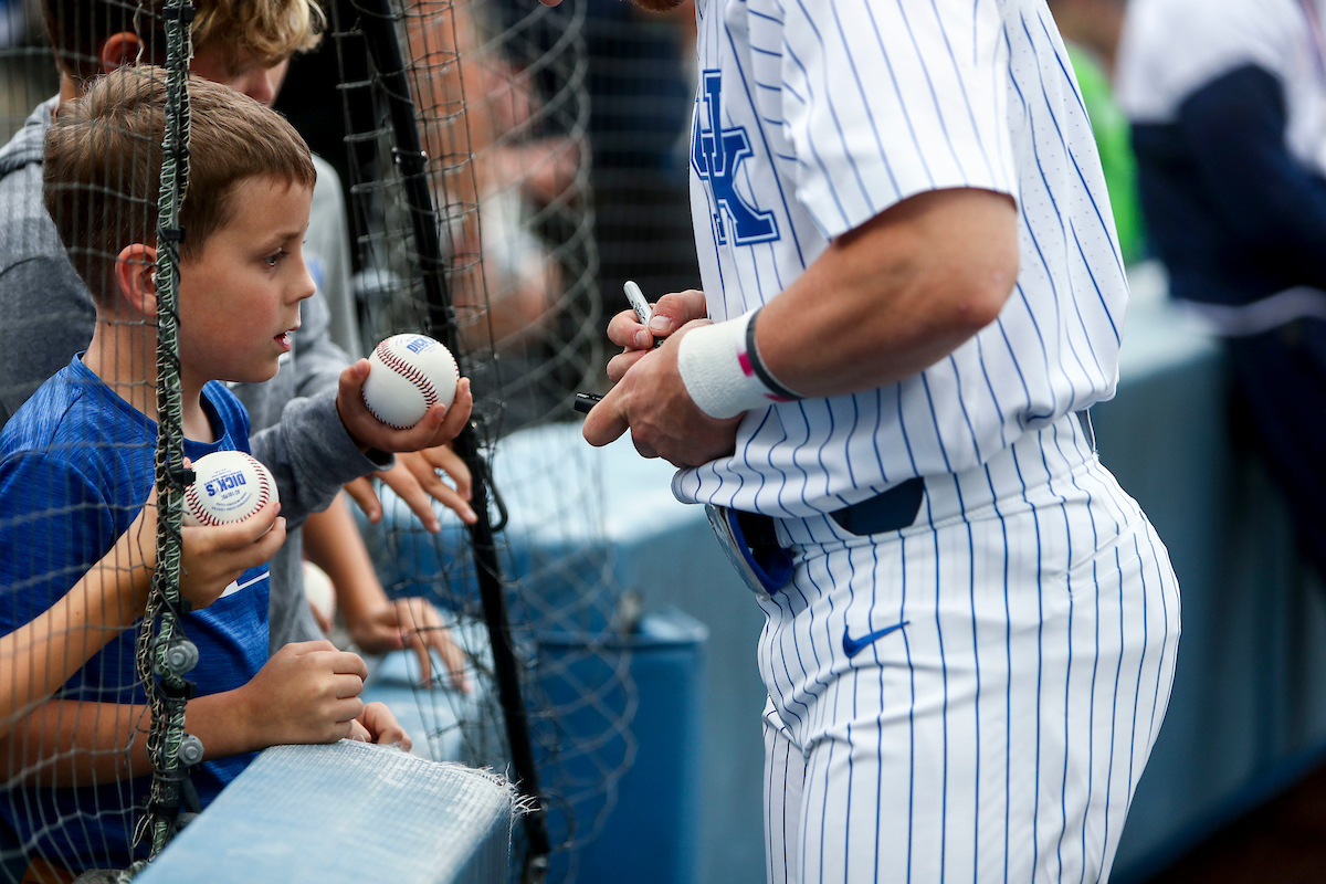 Fan.

Kentucky beats Tennessee 5-2.

Photo by Sarah Caputi | UK Athletics