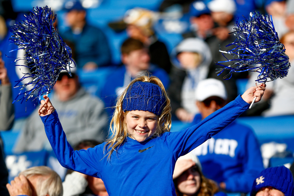 UK Fan. 

Kentucky beat New Mexico State 56-16.

Photo By Barry Westerman | UK Athletics