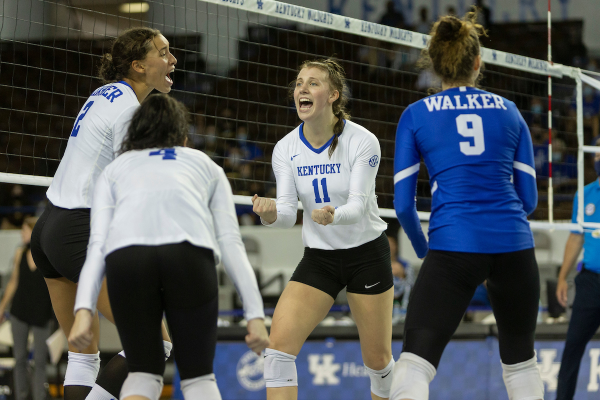 Elise Goetzinger.

Kentucky loses to Creighton 0 - 3.

Photo by Sarah Caputi | UK Athletics