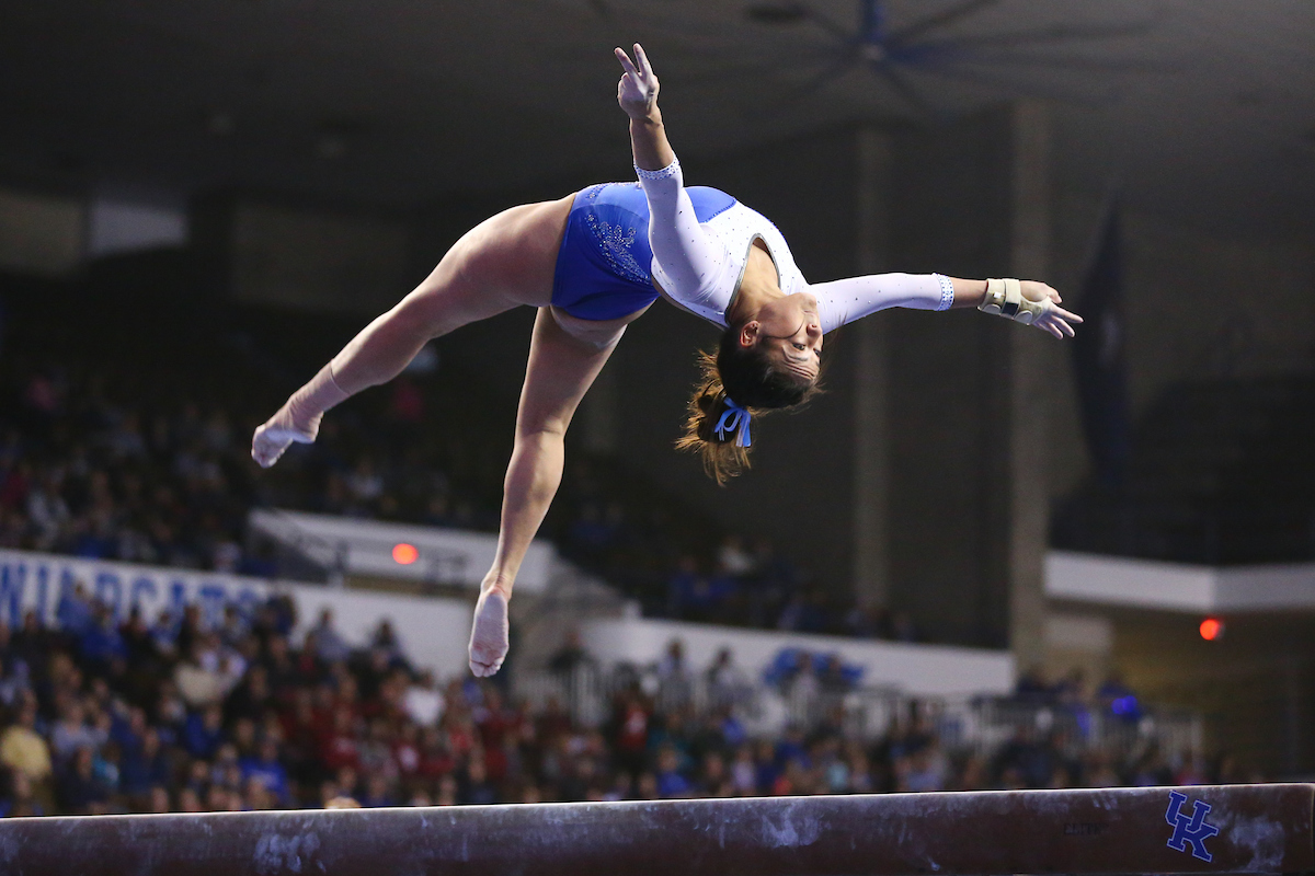 KATIE STUART.


Kentucky beats Alabama, 197.200 - 196.800.

Photo by Elliott Hess | UK Athletics