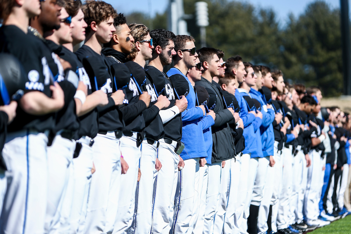 Team.

Kentucky sweeps Western Michigan 16-5.

Photo by Sarah Caputi | UK Athletics