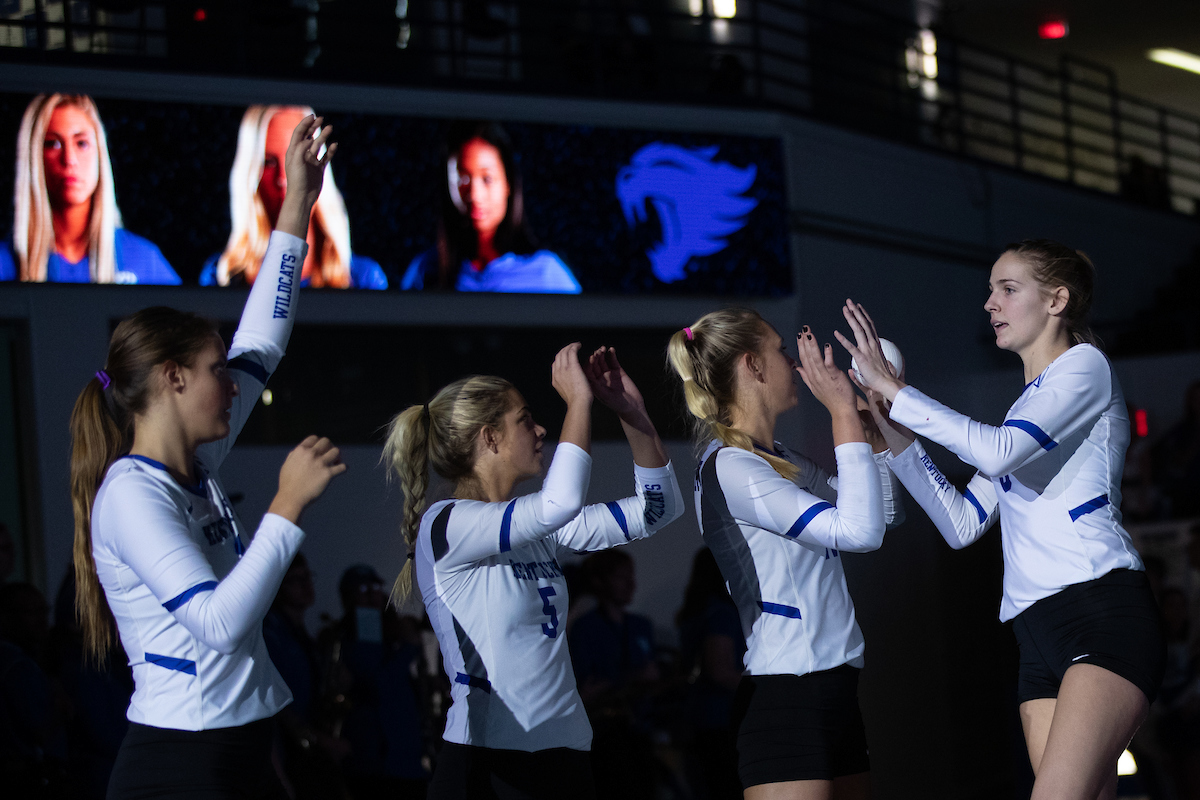 UK volleyball defeats Alabama 3-0 at Memorial Coliseum on , Sunday Nov. 11, 2018  in Lexington, Ky. Photo by Mark Mahan