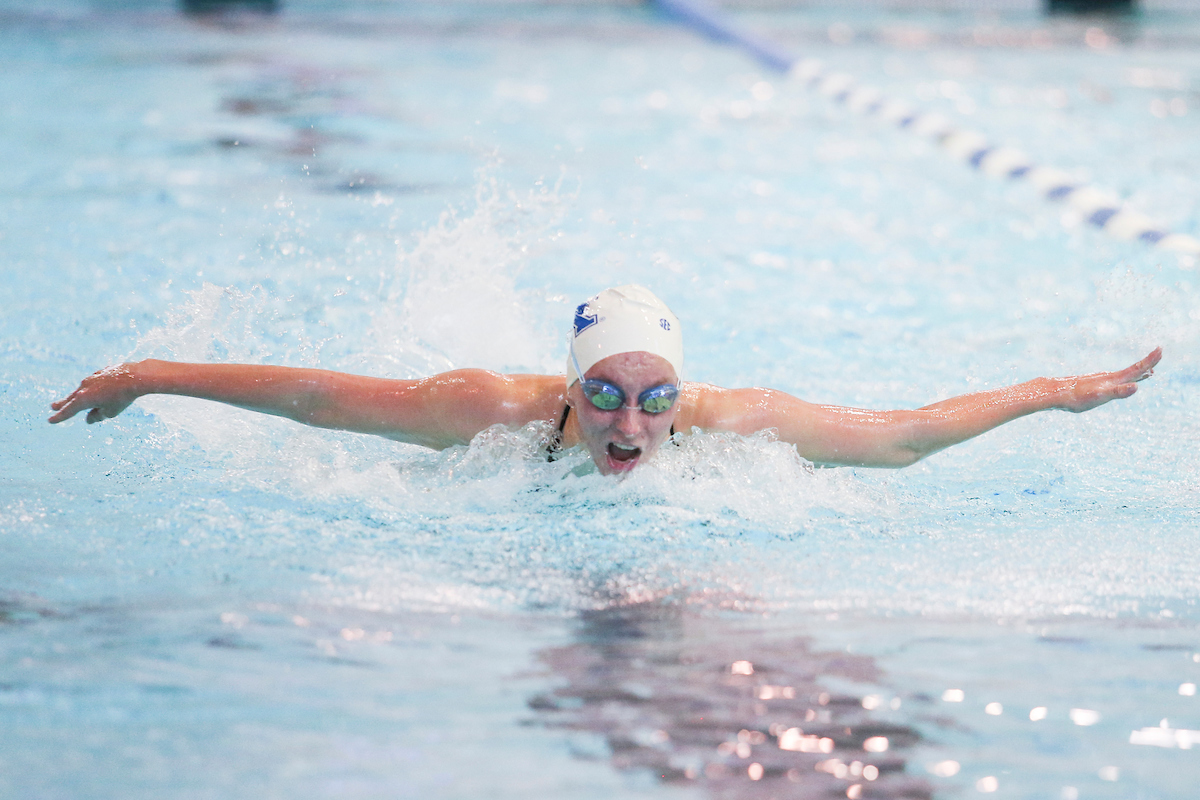 2020-21 Swim/Dive Blue/White match.

Photo by Hannah Phillips | UK Athletics