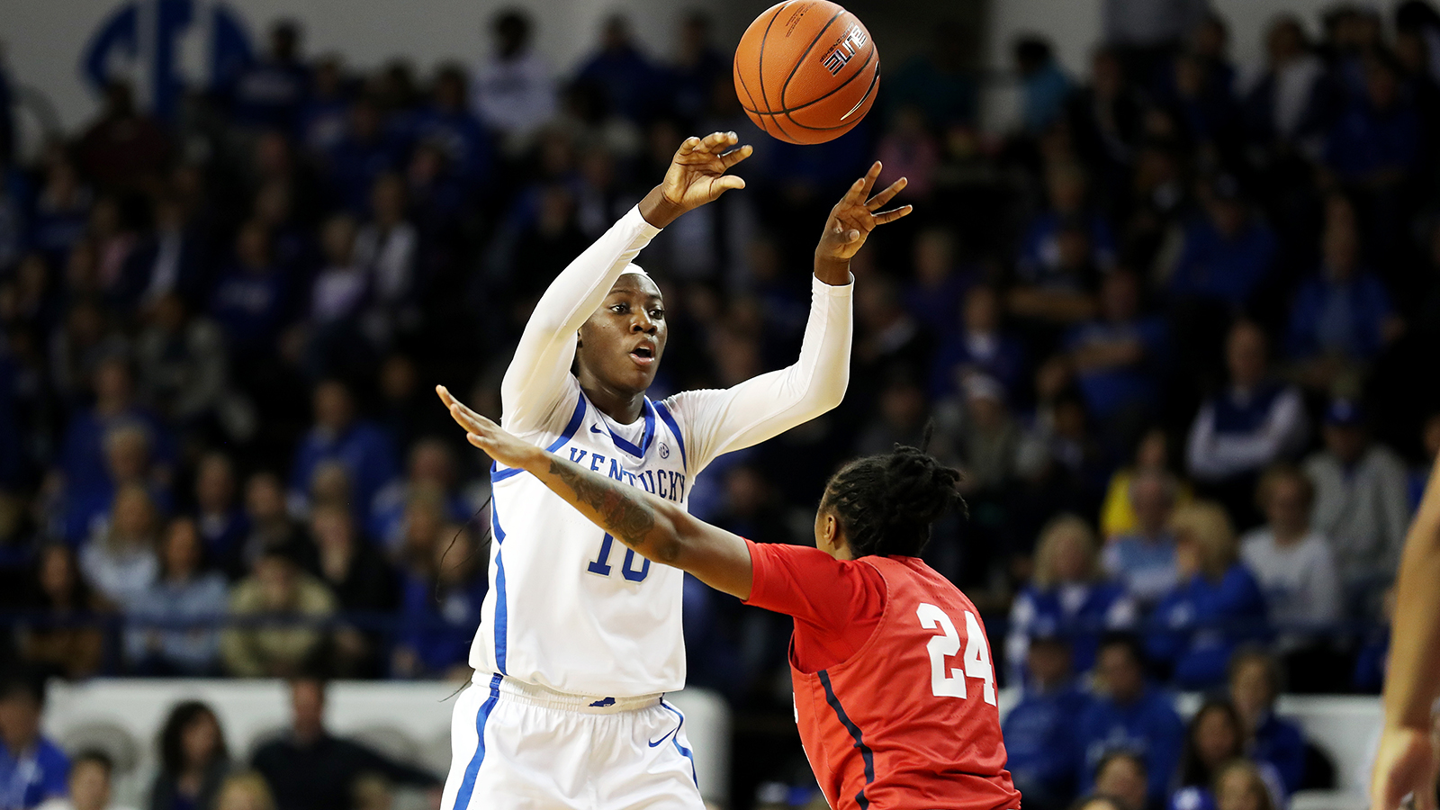 No. 16 Cats Upset by Ole Miss on Sunday