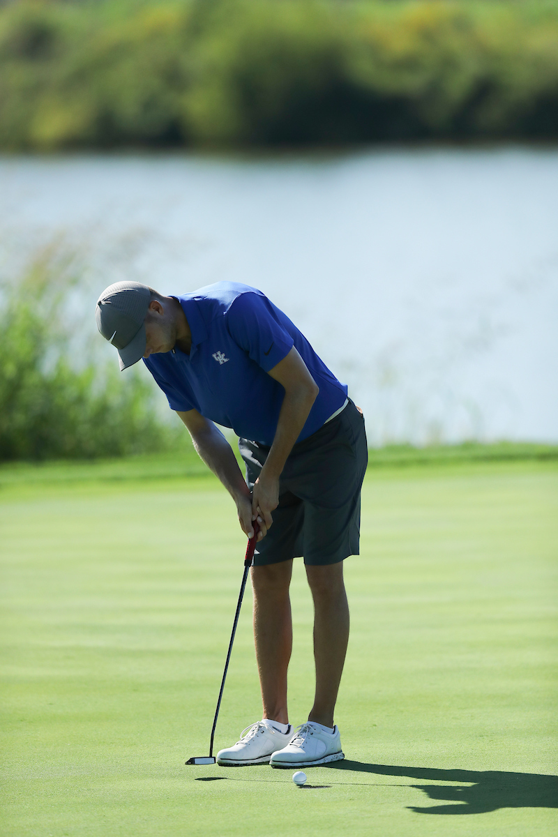 ALLEN HAMILTON.

Day one of the Louisville Cardinal Challenge.


Photo by Elliott Hess | UK Athletics